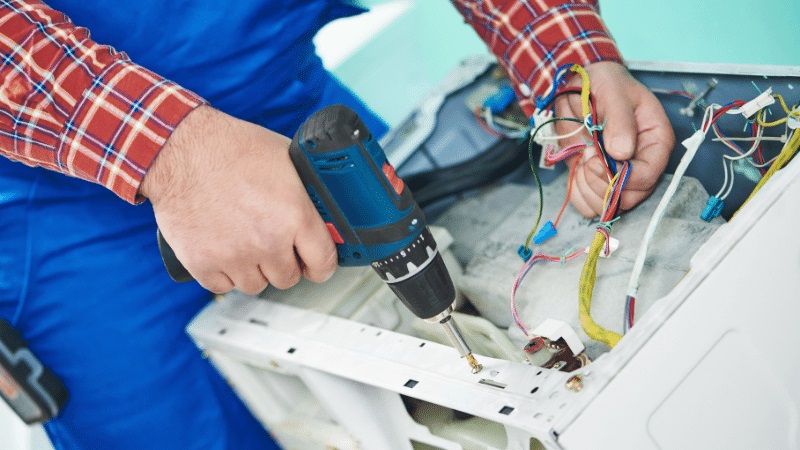 Saruhanlı Amana Amana çamaşır makinesi kart tamiri – Su almama arızası orijinal parça ile giderildi. - Teknik servis örneği